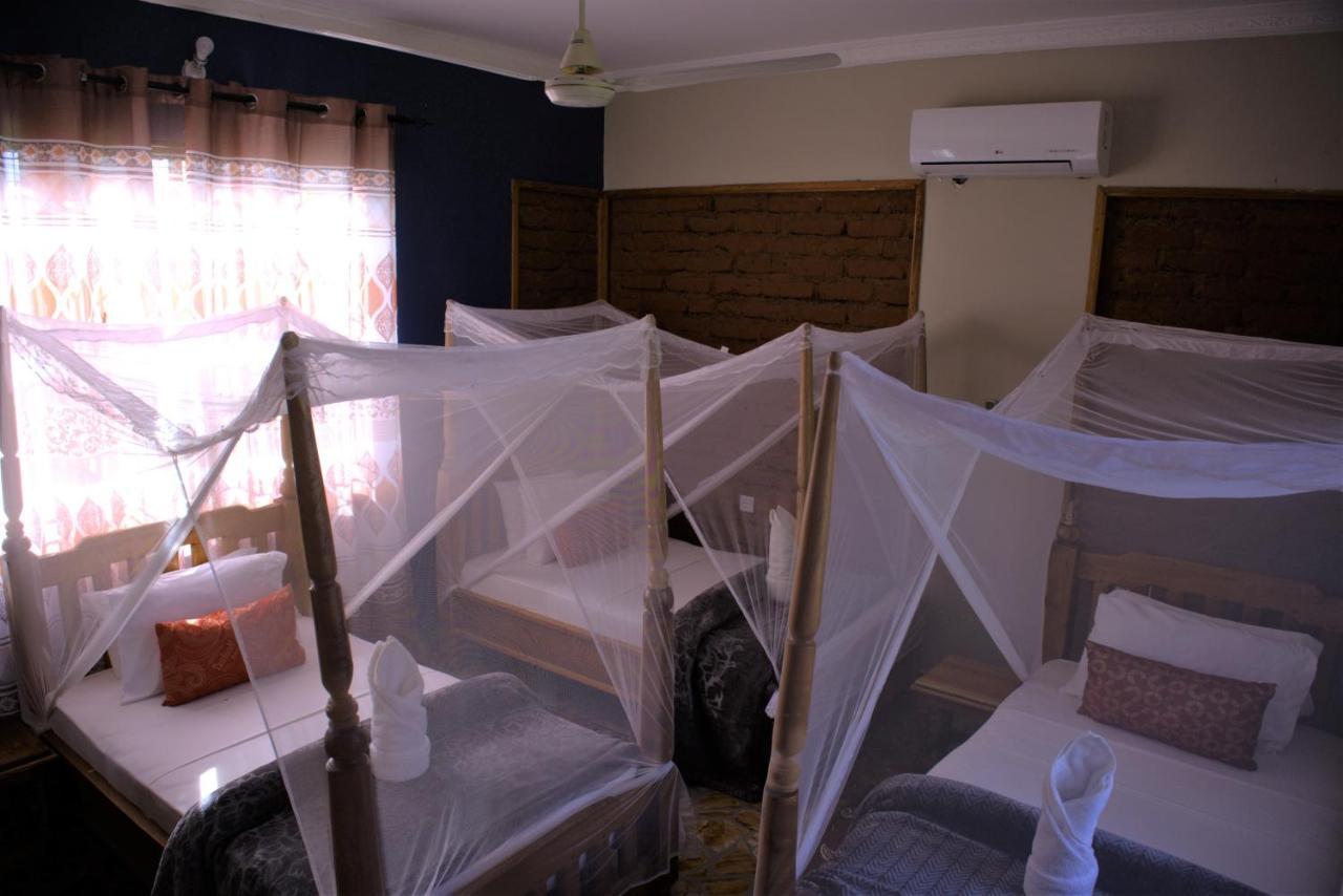 Mantis Lodge & Camping Site Morogoro Buitenkant foto